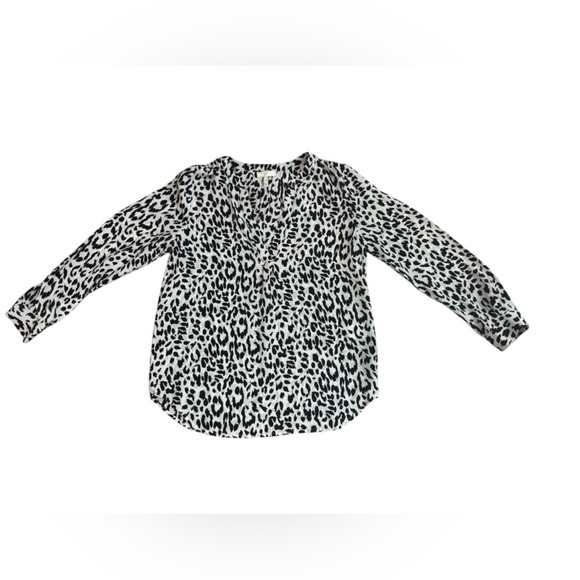 Joie Tops - JOIE White/Black Long Sleeve V-Neck Printed Blouse 100% Silk Size XS